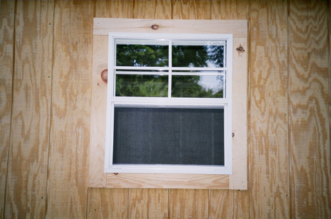 2427wintrim1 (94K)